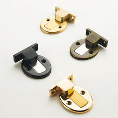 Door stops magnetic type