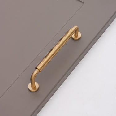 Cabinet utility room bedroom
Closet Furniture renovation Handle Brass
Margot_Brushed_Brass