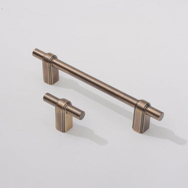 Evelyn Retro Cabinet Handle-Antique Brass