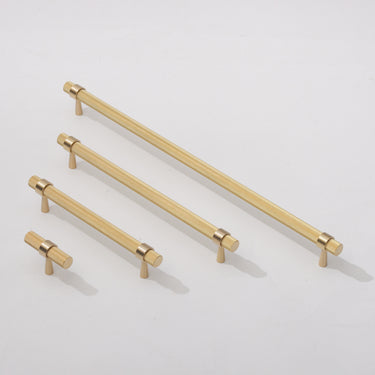 Gino Knurled Cabinet Handle-Brushed Brass