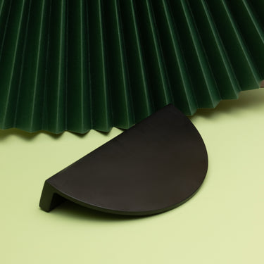 Luna Semi Round D-Pull Handle-Matte Black